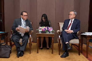 2017 EROPA Bilateral Meeting - Minister Kim Pansuk  and Pech Bunthin, Minister of Civil Service of Cambodia 의 목록 이미지 입니다. 
